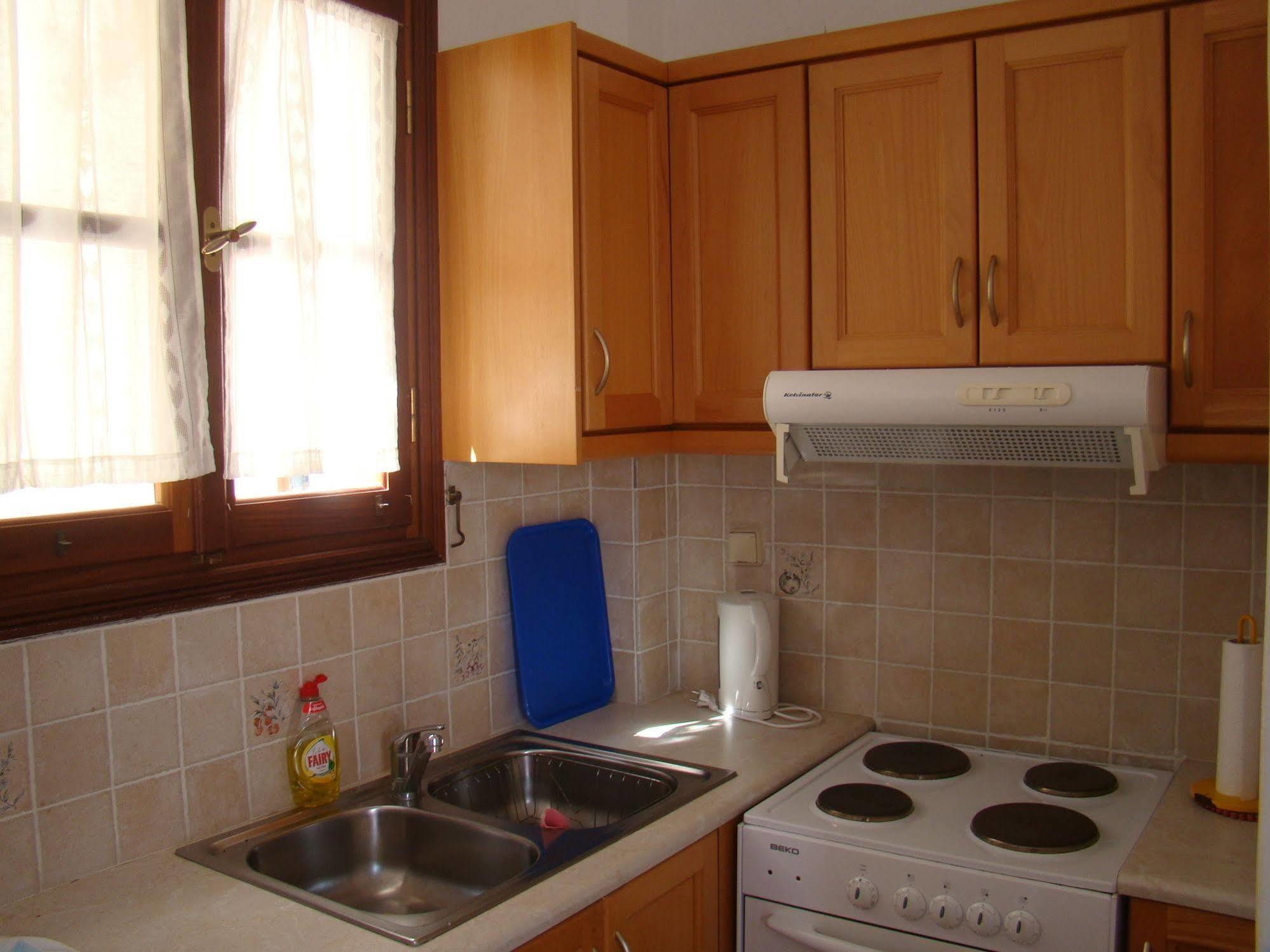 Отель Halki Sea House Экстерьер фото